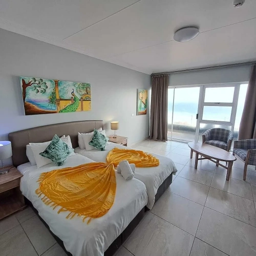 Standard Twin room with balcony