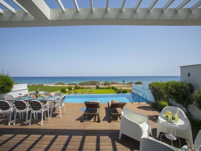 5 Bedrooms Deluxe Villa