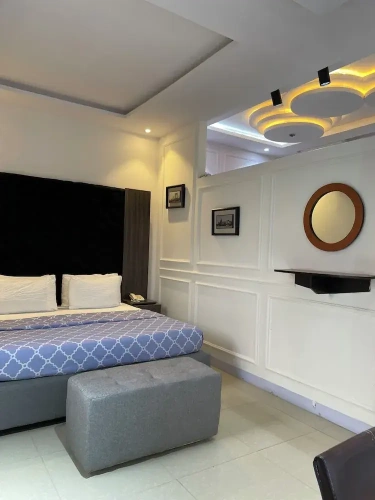 Premium Suite
