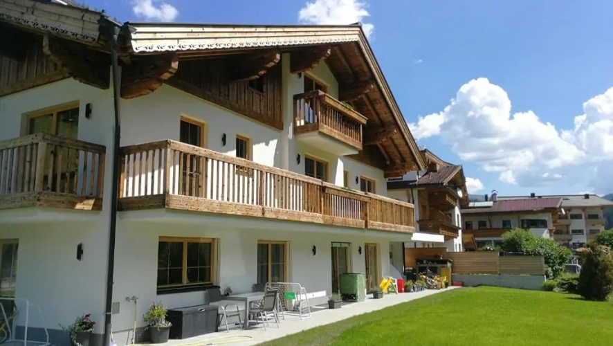 4 Bedrooms Double Apartment