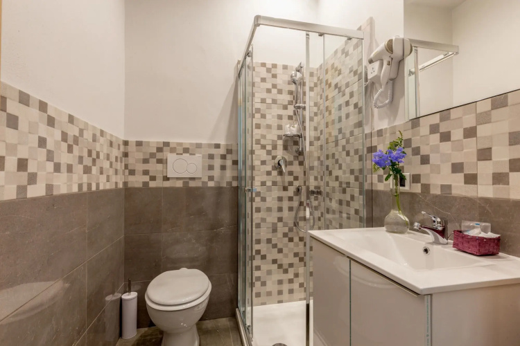 The Shell Rome Suite