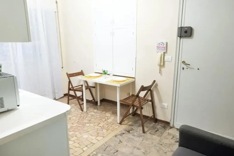 Studio Hosts 2 Via San Gervasio Flat in Bo
