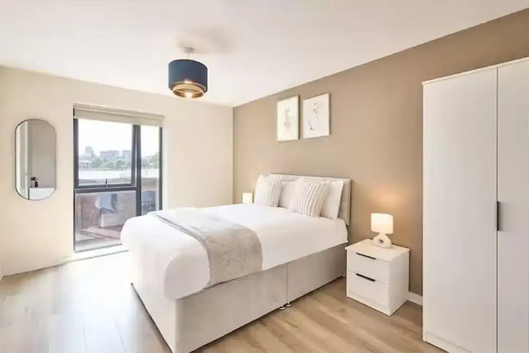 Near Xmas Market & Stadium-parking-wifi-sleeps 6
