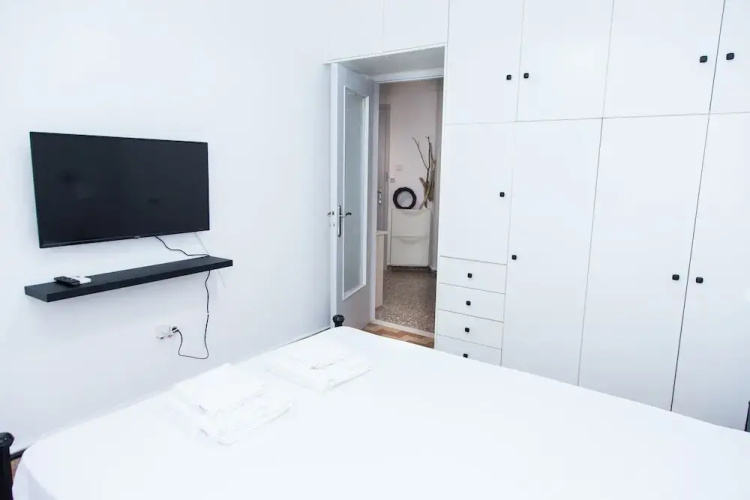 Beautiful Apartment in Piraeus