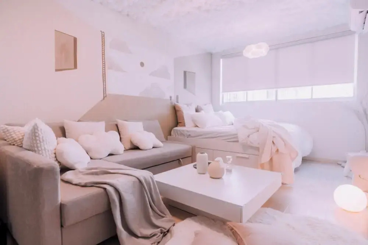 Puff Cloud House with Private Sauna