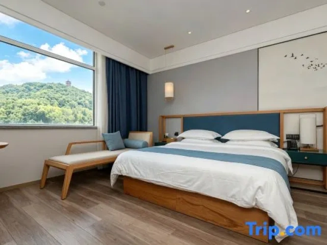 Standard Double room with garden view