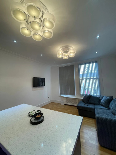 Impeccable 1 Bed Apartment in Wolverhampton