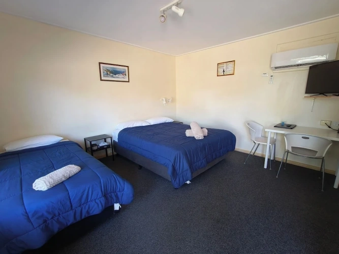 Economy Twin room