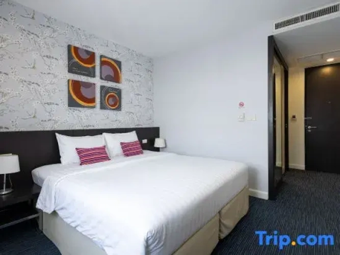 1 Bedroom Suite