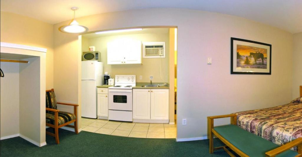 Travelodge by Wyndham Merritt photo 7
