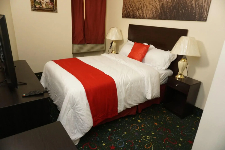Kings Hotel Inc