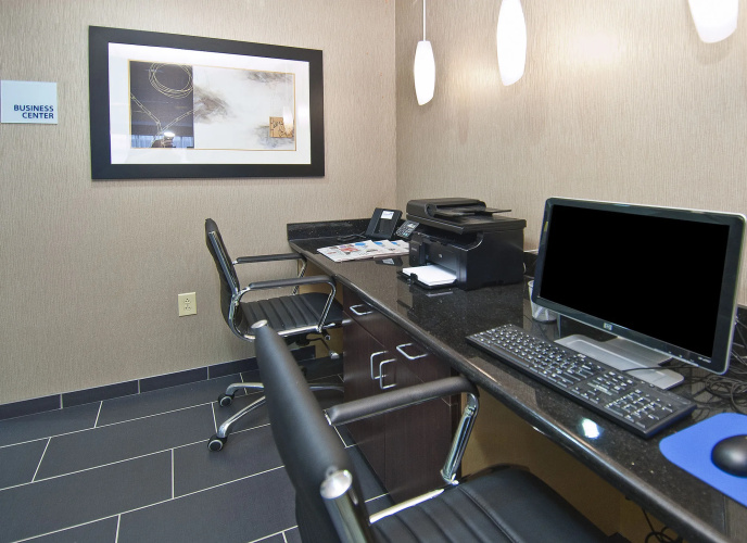 Holiday Inn Express & Suites Jackson / Pearl Intl Airport by IHG