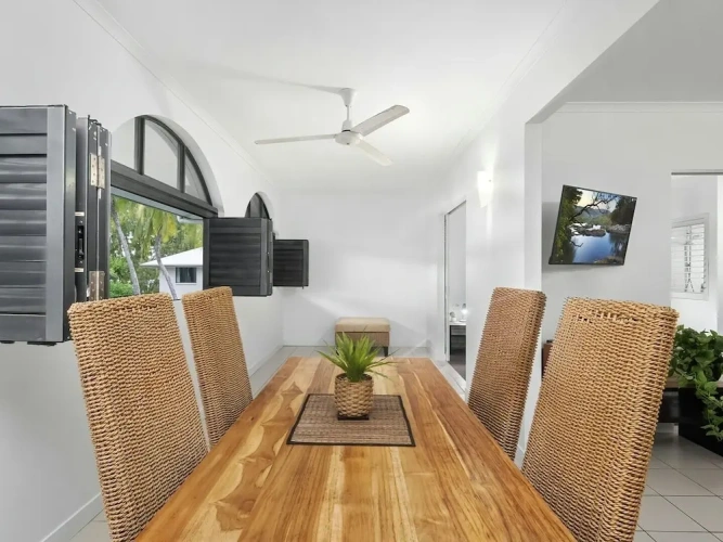Deluxe Double Apartment with pool view