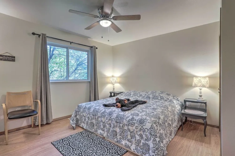 3 Bedrooms Cottage
