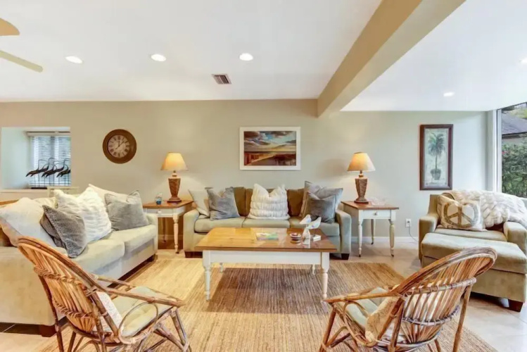 3308-fairway-oaks