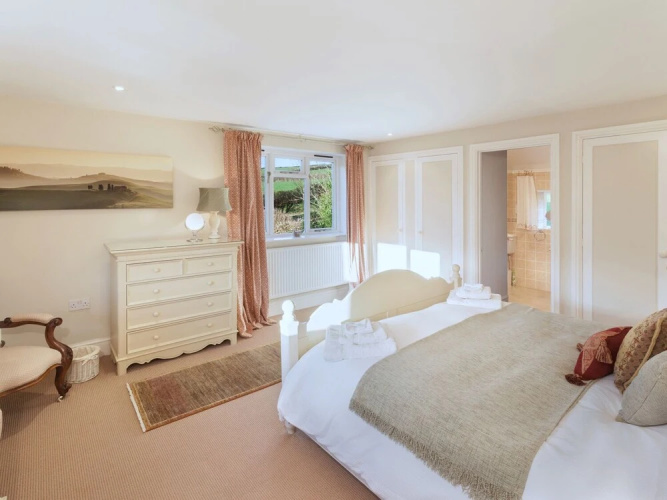 2 Bittadon Cottages