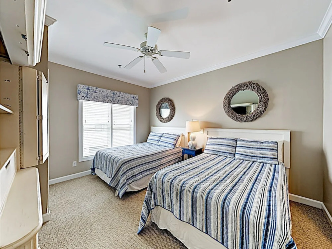 3 Ocean Isle Beach - 4 Br Condo