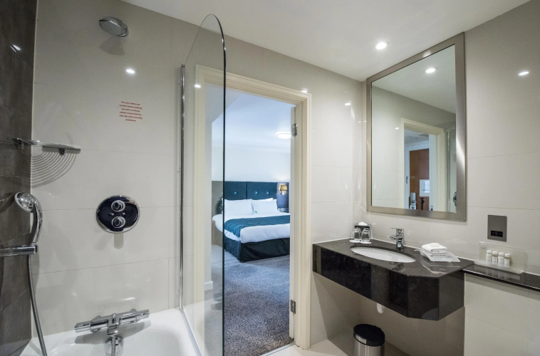 Holiday Inn London - Kensington High St. photo 24