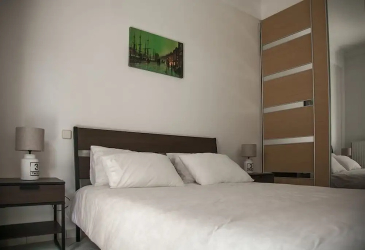 Thisio Modern House