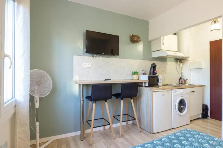 1 Bedroom Apartment
