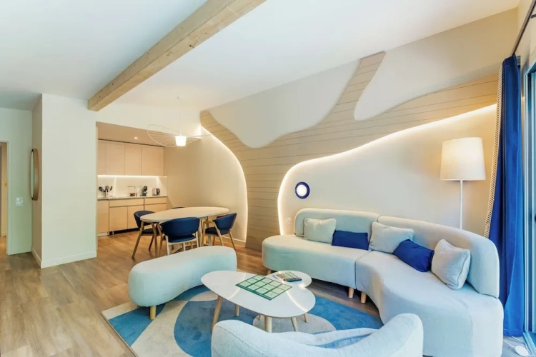 2 Bedrooms VIP Cottage