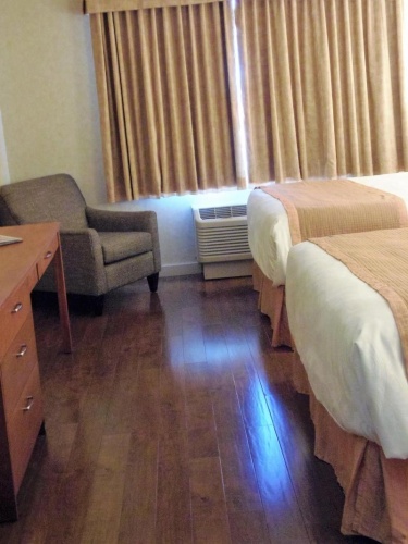 Rosslyn Inn & Suites photo 7