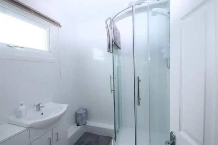 20F Medmerry Park 2 Bedroom Chalet