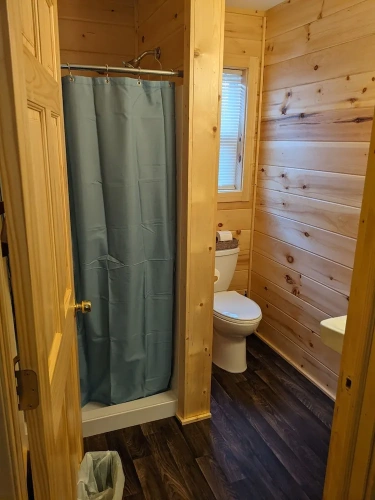 3 Bedrooms Standard room with lake view