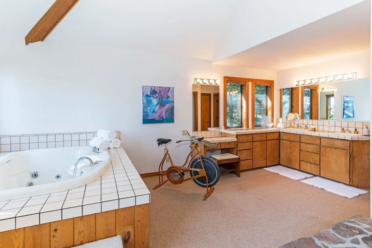 Tahoe Classic by Tahoe Mountain Properties