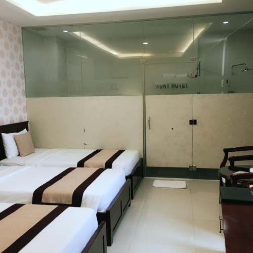 Deluxe Family room