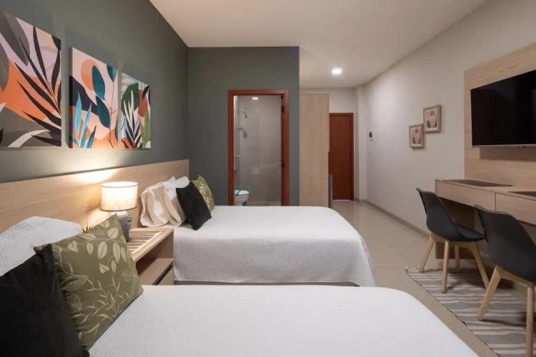 Standard Twin Suite