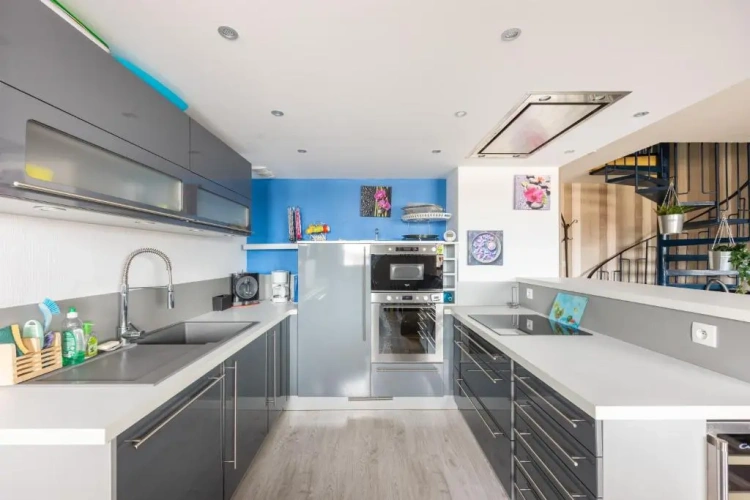 2 Bedrooms Apartment