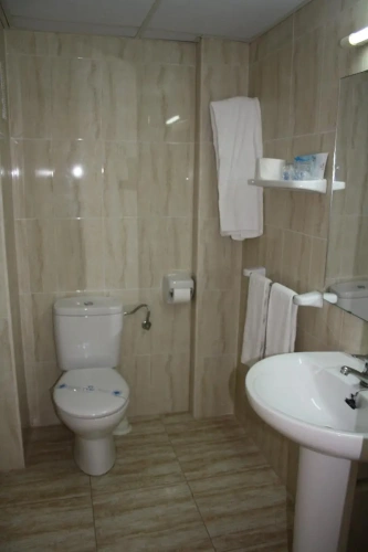 Standard Twin room with balcony
