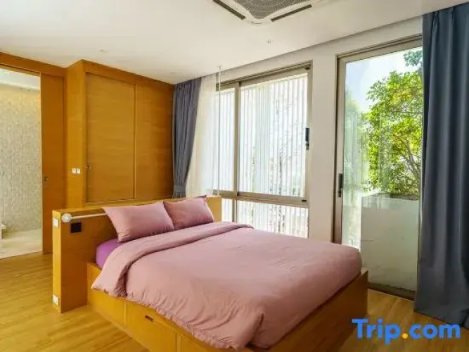 Luxury Villa Residence Laguna