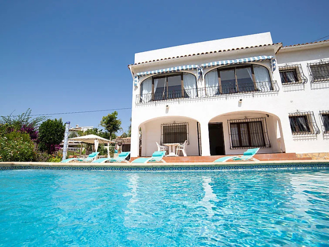 Holiday Home Evelyne