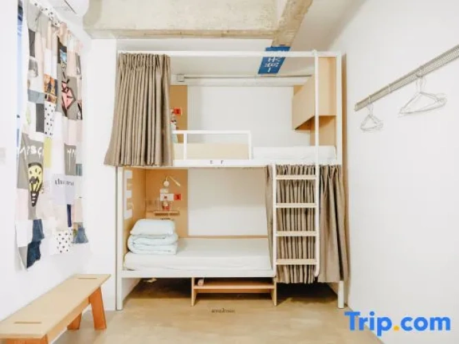Bed in Dorm (male dorm)