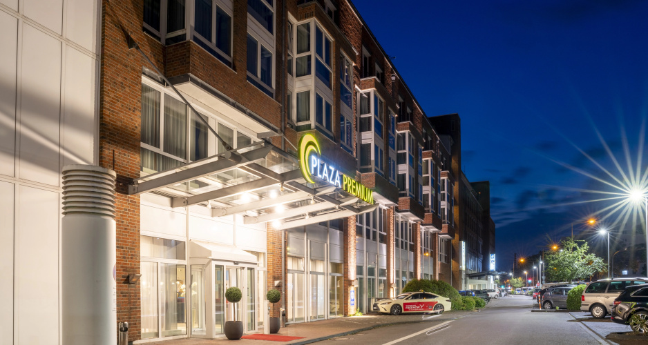 Plaza Premium Koln - Colonia