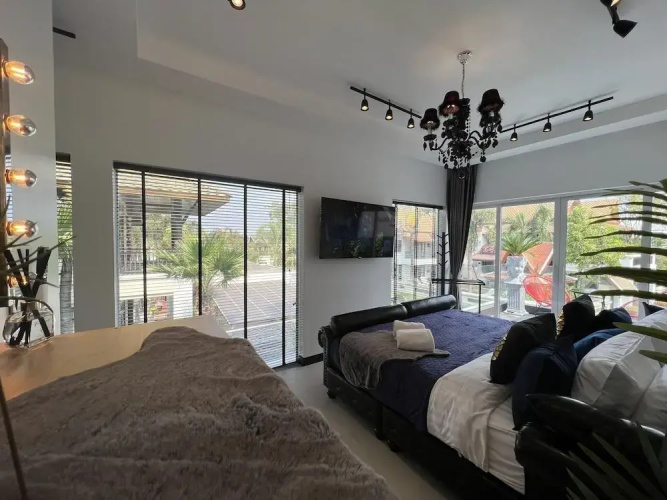 Art Pool Villa