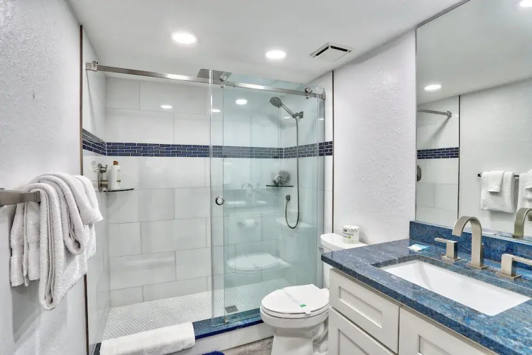 Land's End 11-302 Beach Front - Premier