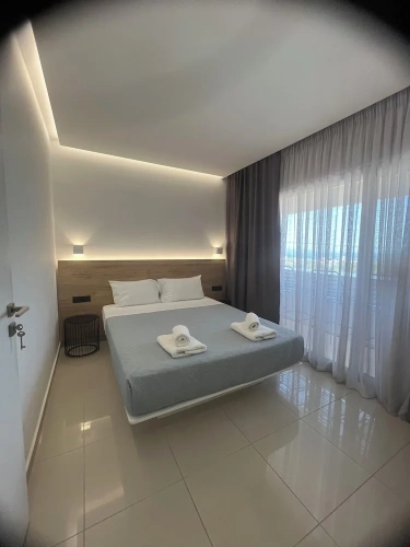 1 Bedroom Superior Triple room with balcony