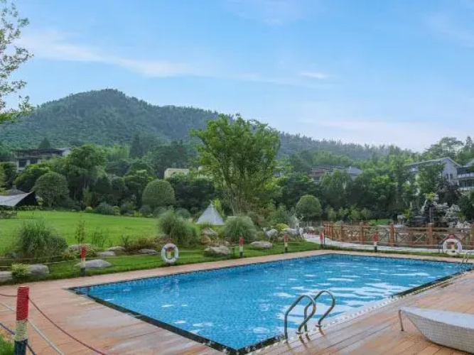 MANZIRAN Hotel