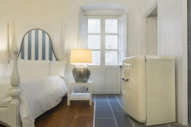 Cagliari Marina Guesthouse & Lounge