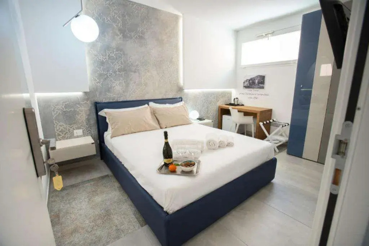 azzurra guest house