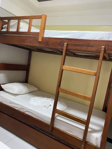 Quintuple Suite