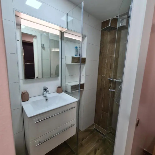Apartment DINLUX