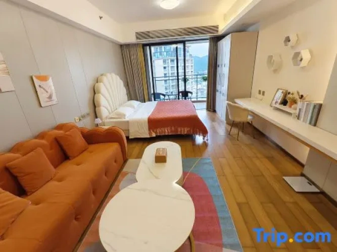 Suite with garden view