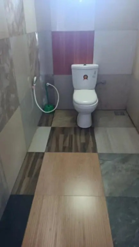 7 Rooms Guest