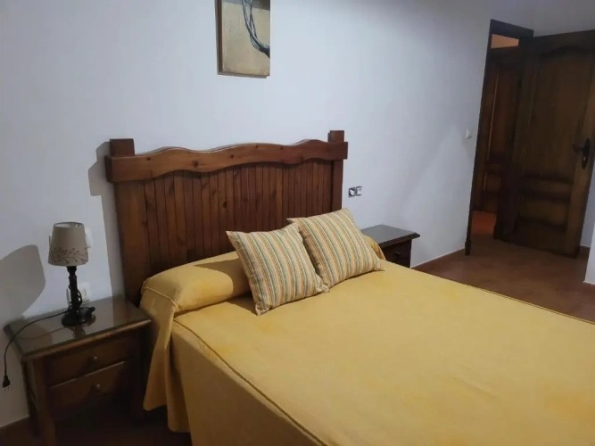 2 Bedrooms Cottage