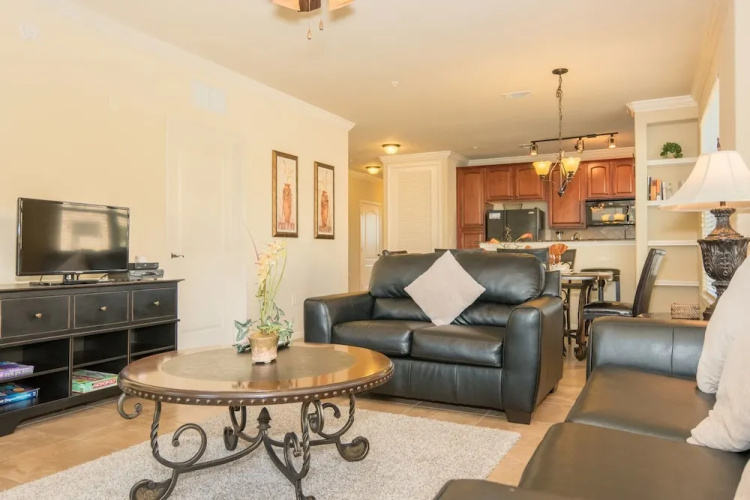 BP521CP Bella Piazza - Three Bedroom Condo