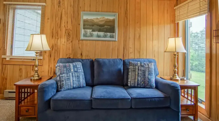 Powderidge 60: Slope Side, Fireplace, Spacious Deck